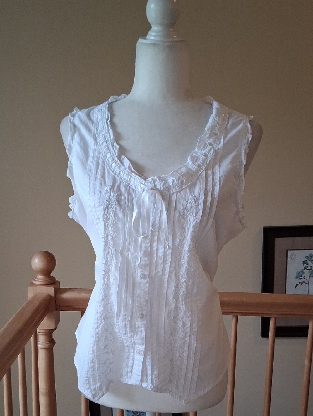 La Cera Sleeveless White Ruffled Tie-Neck 100% Cotton Corset Tank Blouse - Picture 2 of 8